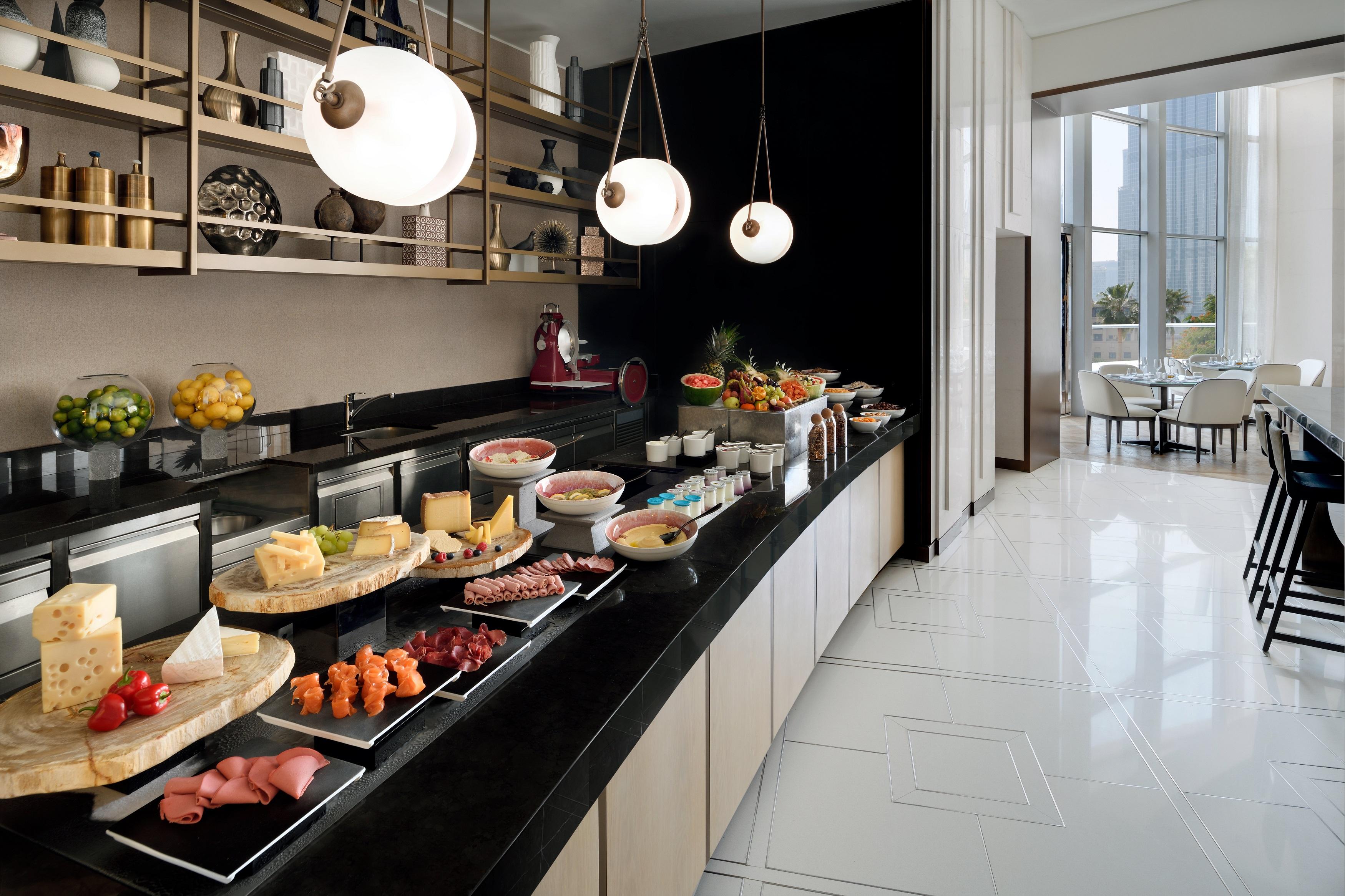 Готель Address Downtown Дубай Екстер'єр фото The kitchen at the Mandarin Oriental, Munich